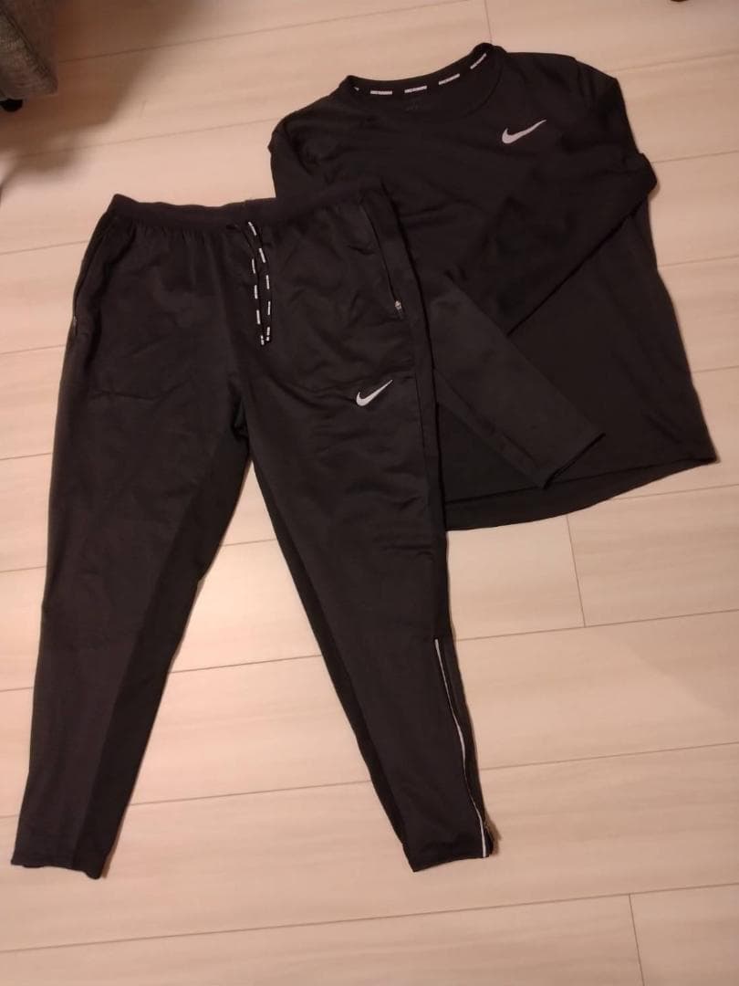 NIKE ペーサーロングスリーブシャツ/フェノムエリートニットパンツ