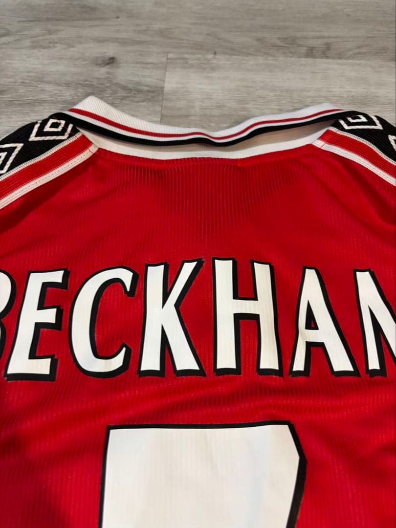 マンチェスターユナイテッド #7 ベッカムユニフォーム 襟付き アンブロ#443
