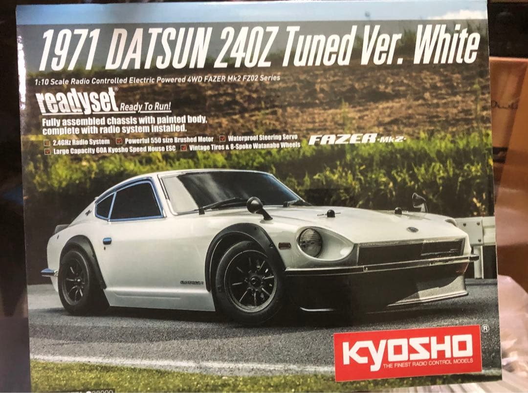 京商　フェアレディZ 塗装済RTR DATSUNダットサン240Z未開封品