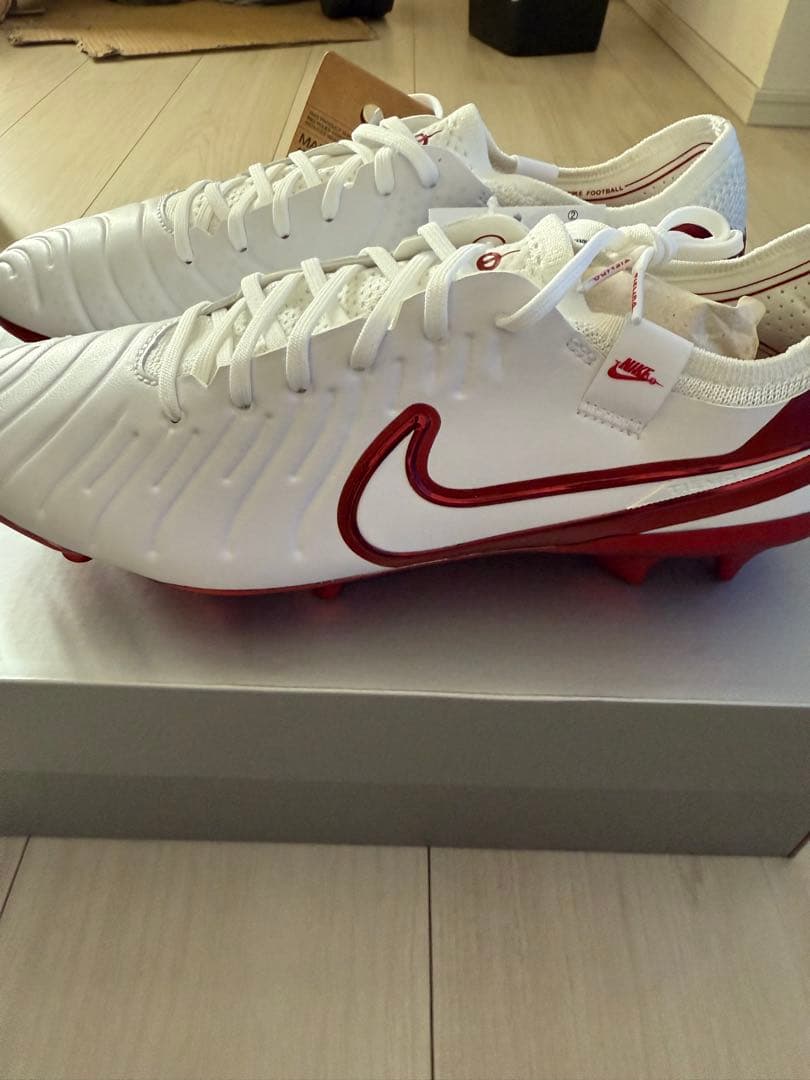 ティエンポ　サッカースパイク