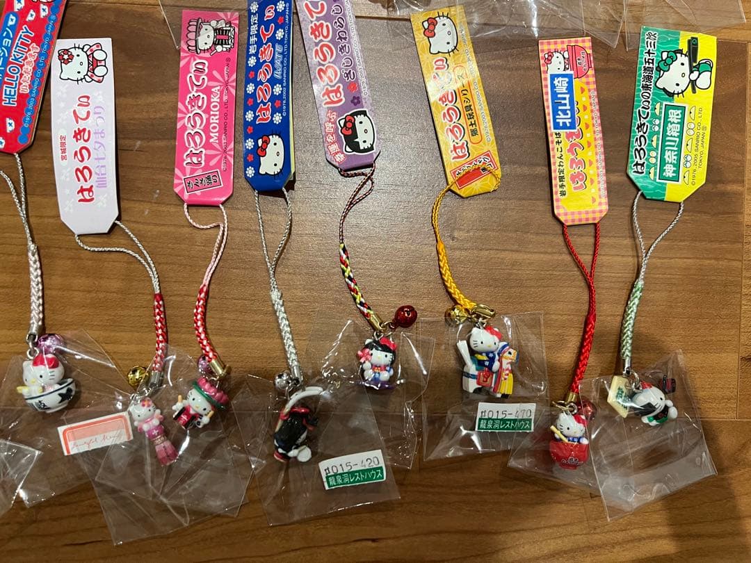 ハローキティ ご当地　限定　ストラップ　24個　セット　まとめ売り