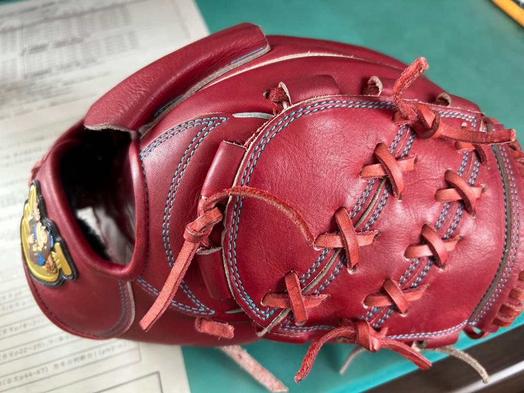 ごりら印の野球道具　硬式投手用グローブ　　特殊重心