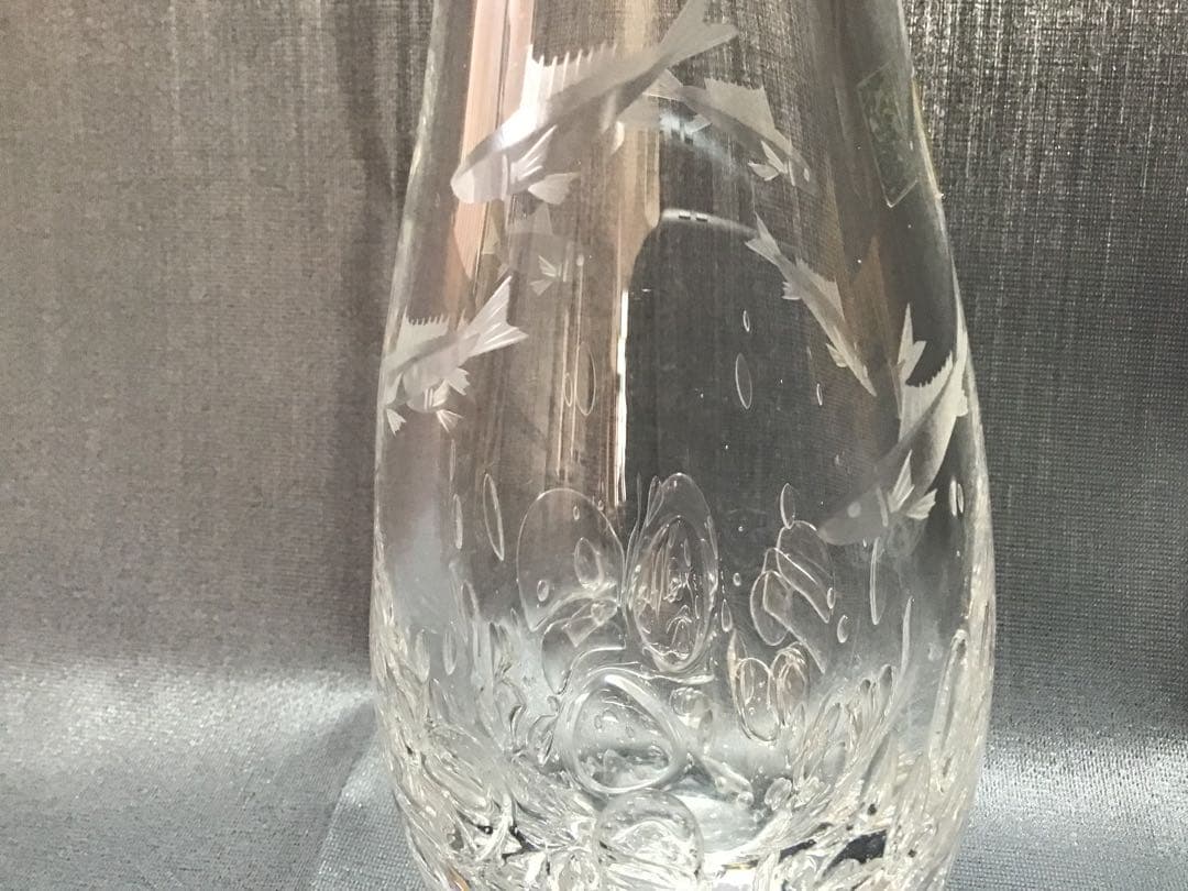 カガミクリスタル　各務鑛三　花瓶　鮎　泡