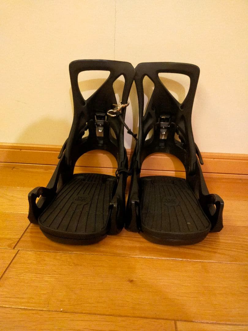 更に値下げ！スノーボードブーツとビンディングBURTONステップオンセット