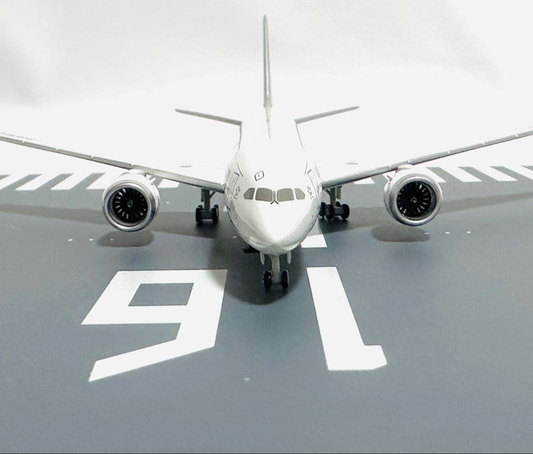 ANA 1/400 Boeing 787-8 全日空商事 NH40068