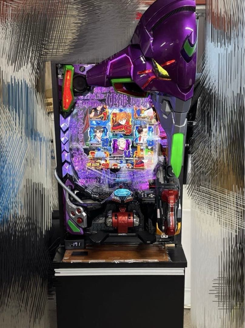 エヴァ15 オート機能は無し、邪魔なので買って欲しいです。