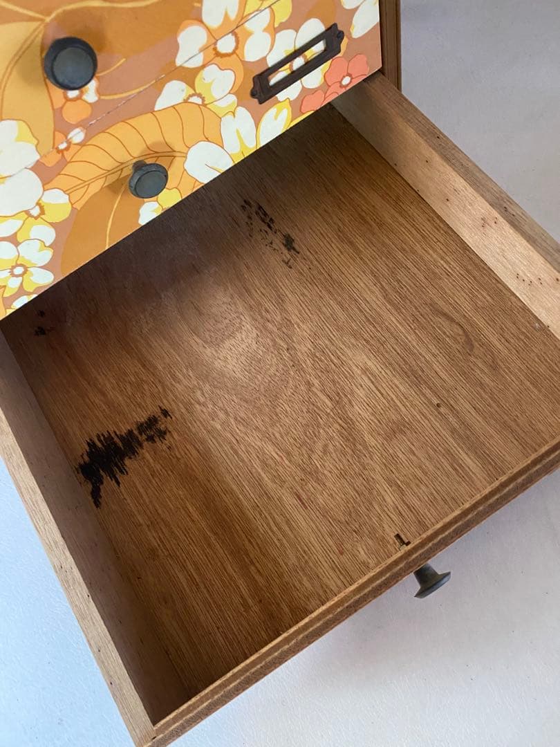 木製　花柄　ミニ箪笥　小物入れ　レトロポップ　引出し　レトロ