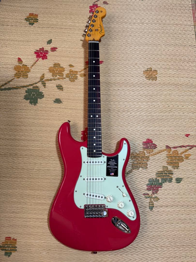 ギター Fender American Professional Classic
