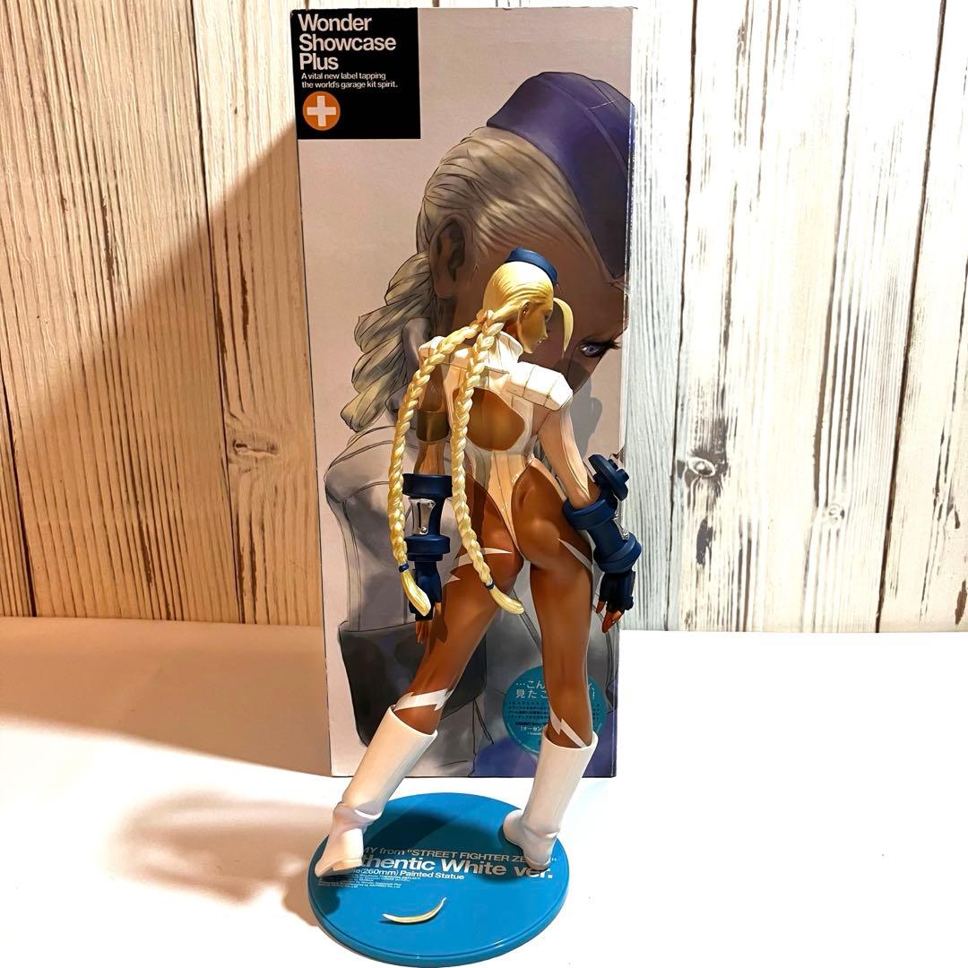 海洋堂 ストリートファイターZERO3 キャミィ 1/6 ブラック、ホワイト