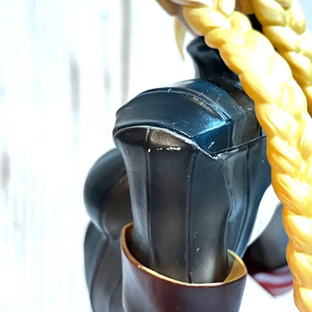 海洋堂 ストリートファイターZERO3 キャミィ 1/6 ブラック、ホワイト