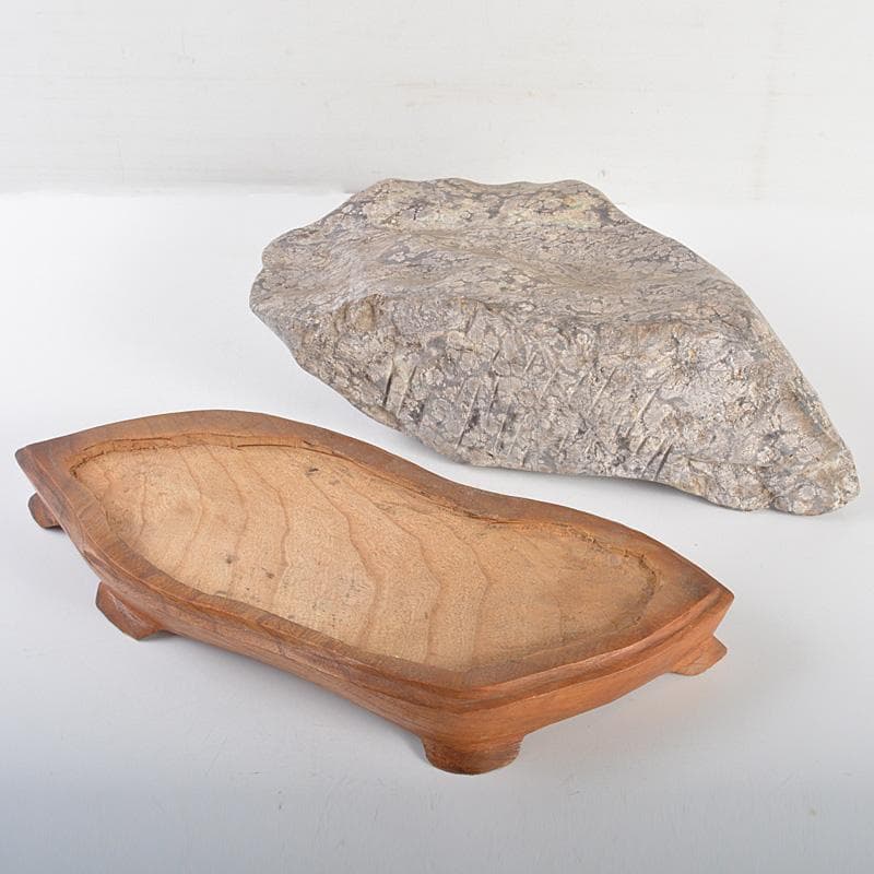 鑑賞石　天然石　梅花石　置物　重さ約10㎏　唐木台付　C 6361C