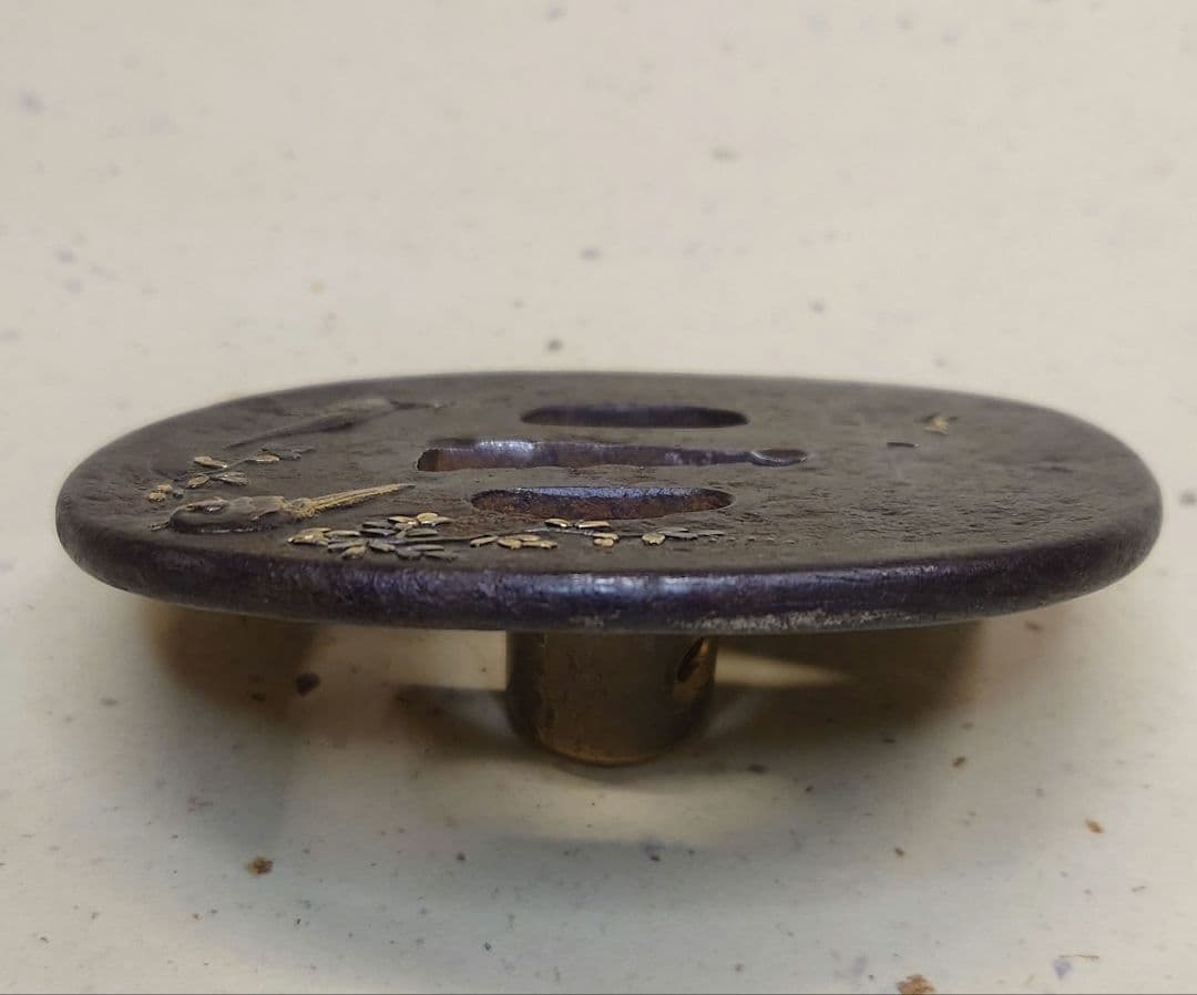 鉄鍔、鉄地に夫婦雉に秋草図