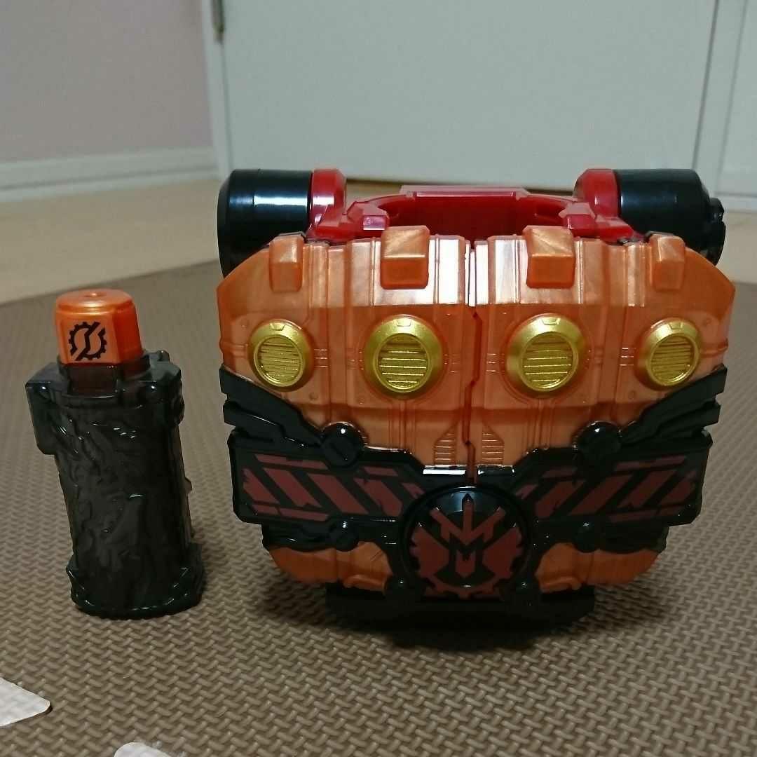 仮面ライダービルド DXクローズマグマナックル