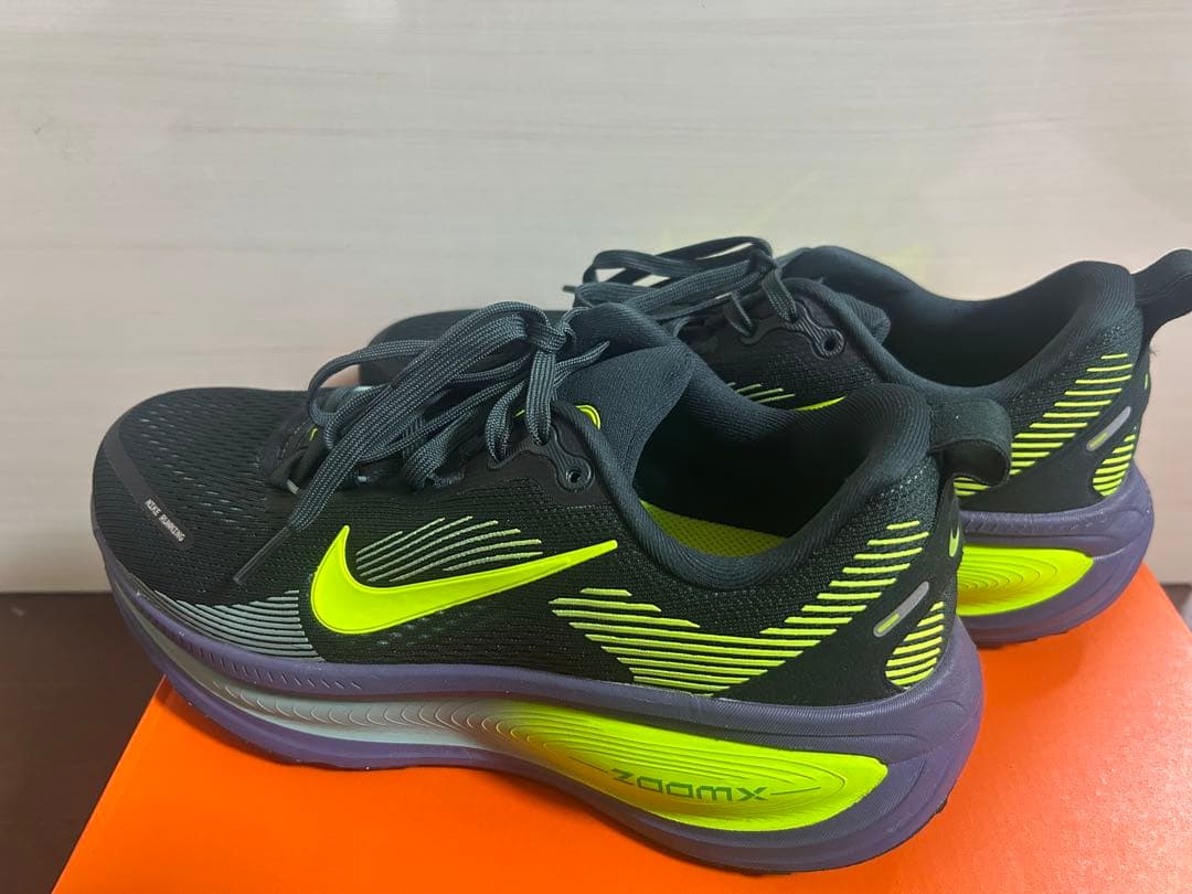 26.0cm ナイキ NIKE ボメロ18