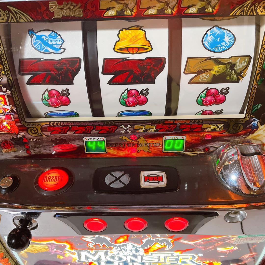 【ご自宅まで送料込み】 パチスロ 初代モンスターハンター 不要機付
