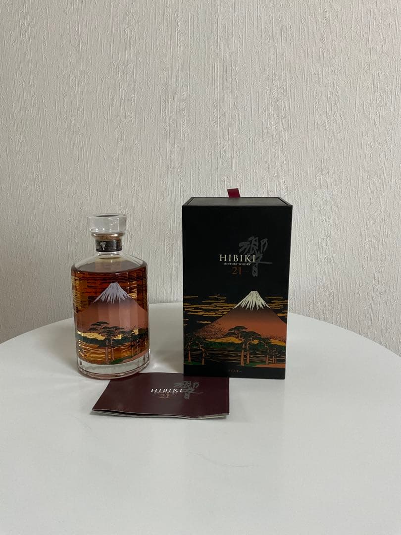 HIBIKI 21年 ウイスキー 箱付き　富士風雲図