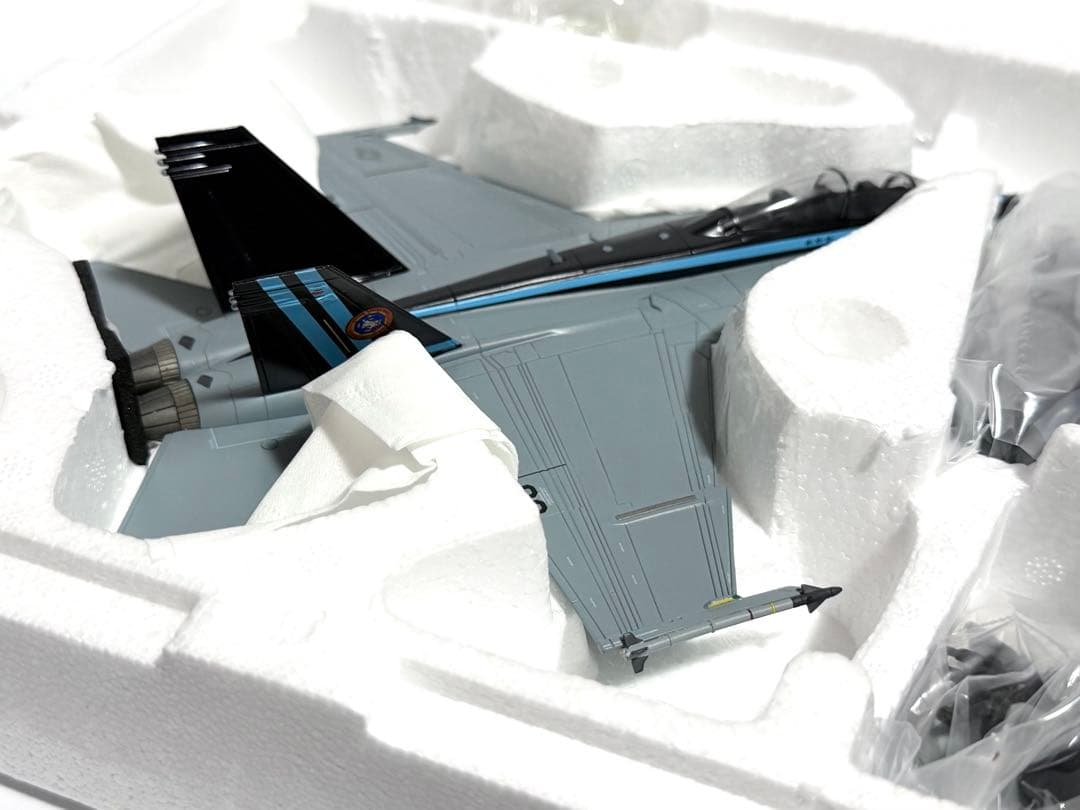 ホビーマスター F/A-18F TOPGUN 50周年記念 HA5130