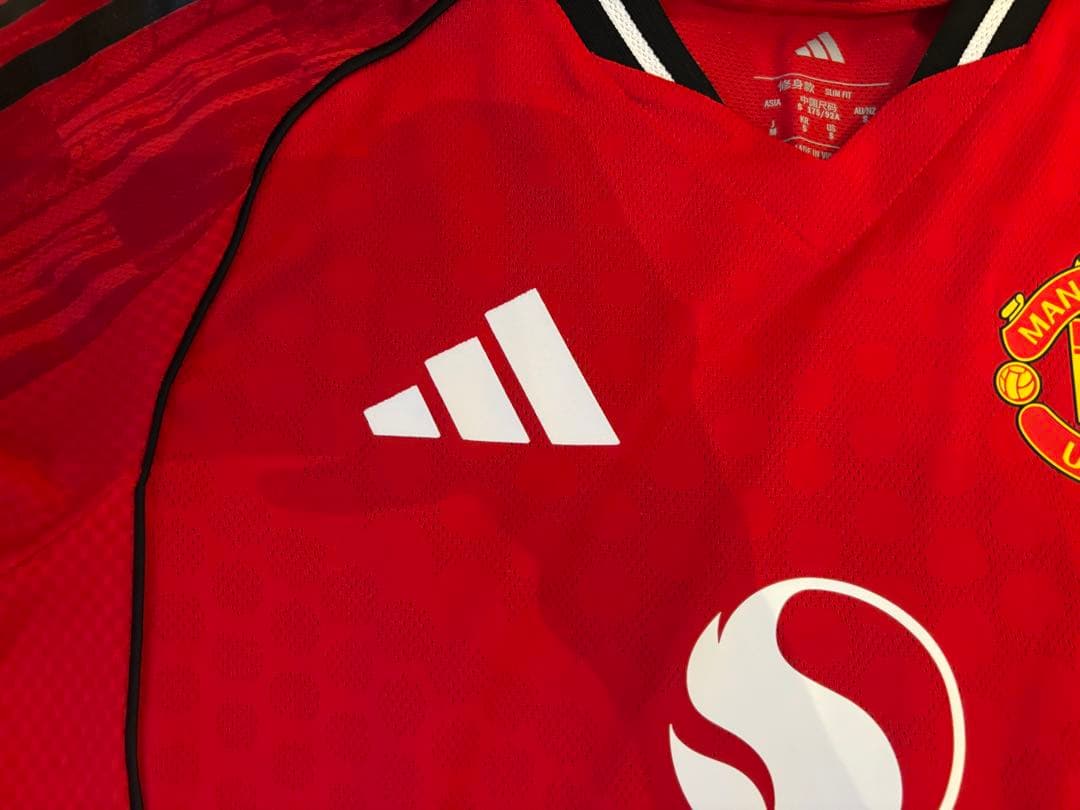 マンチェスターユナイテッド　ブルーノフェルナンデス　ユニフォーム　Mサイズ