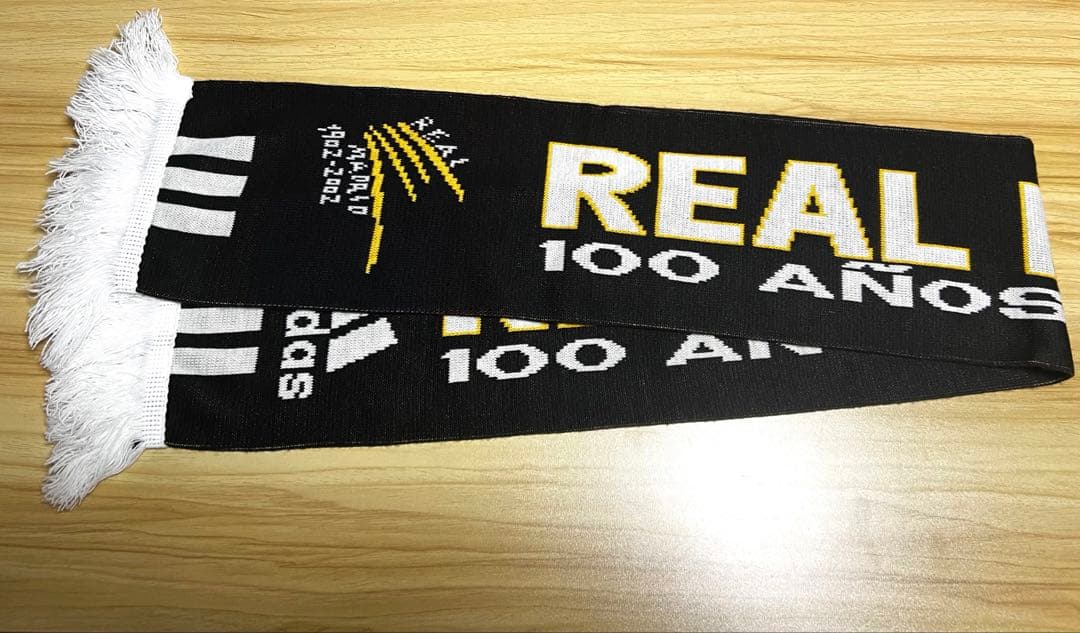 レアル・マドリード100周年記念 マフラー adidas 正規品