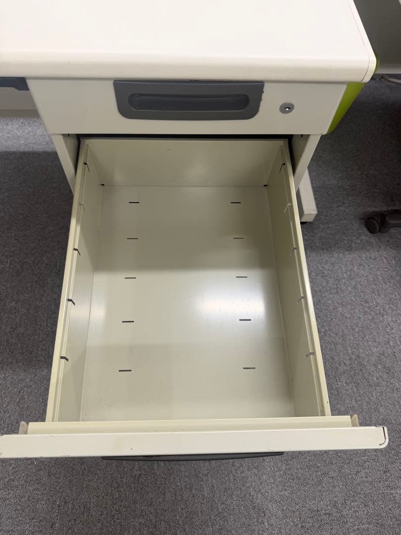 オフィス片袖デスク 1200x700x700 ①