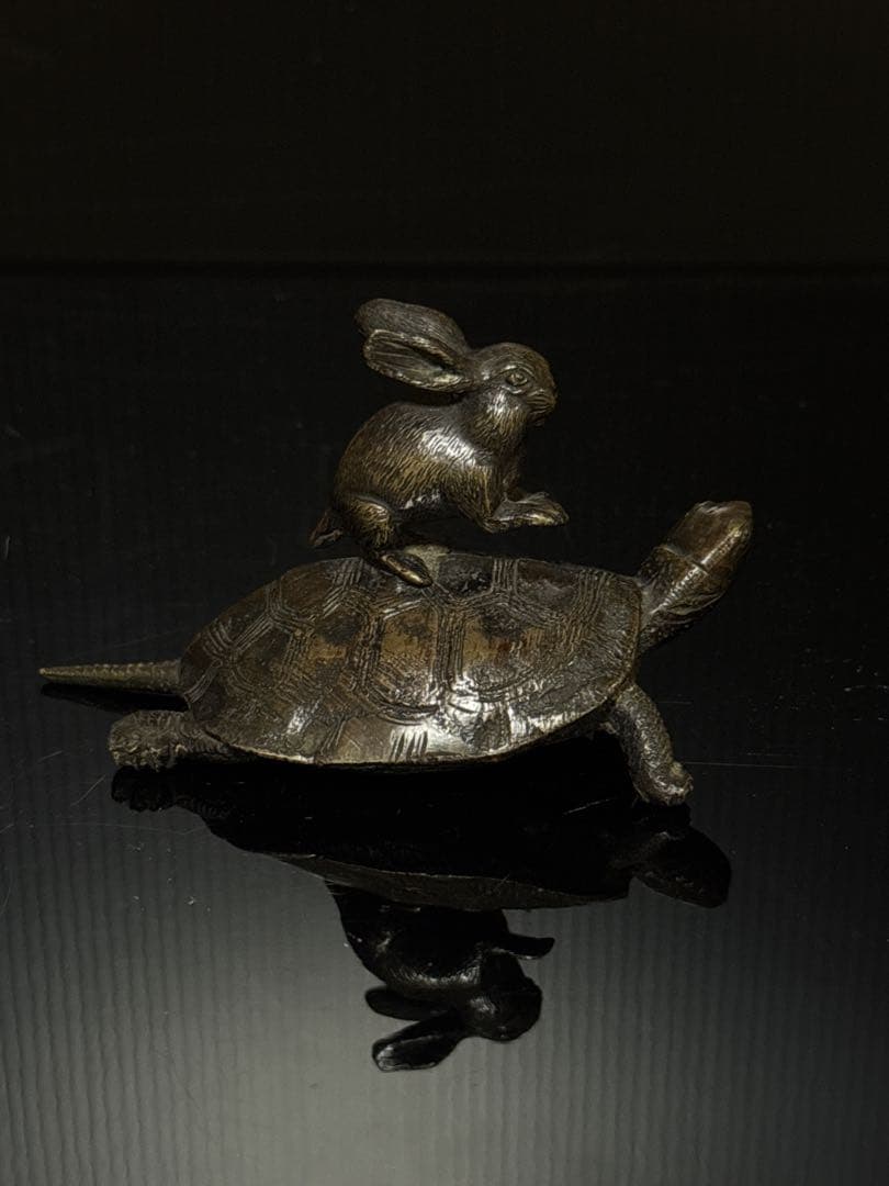 珍品 明治期 古銅 『うさぎとかめ』 兎と亀 置物 文鎮 コレクション