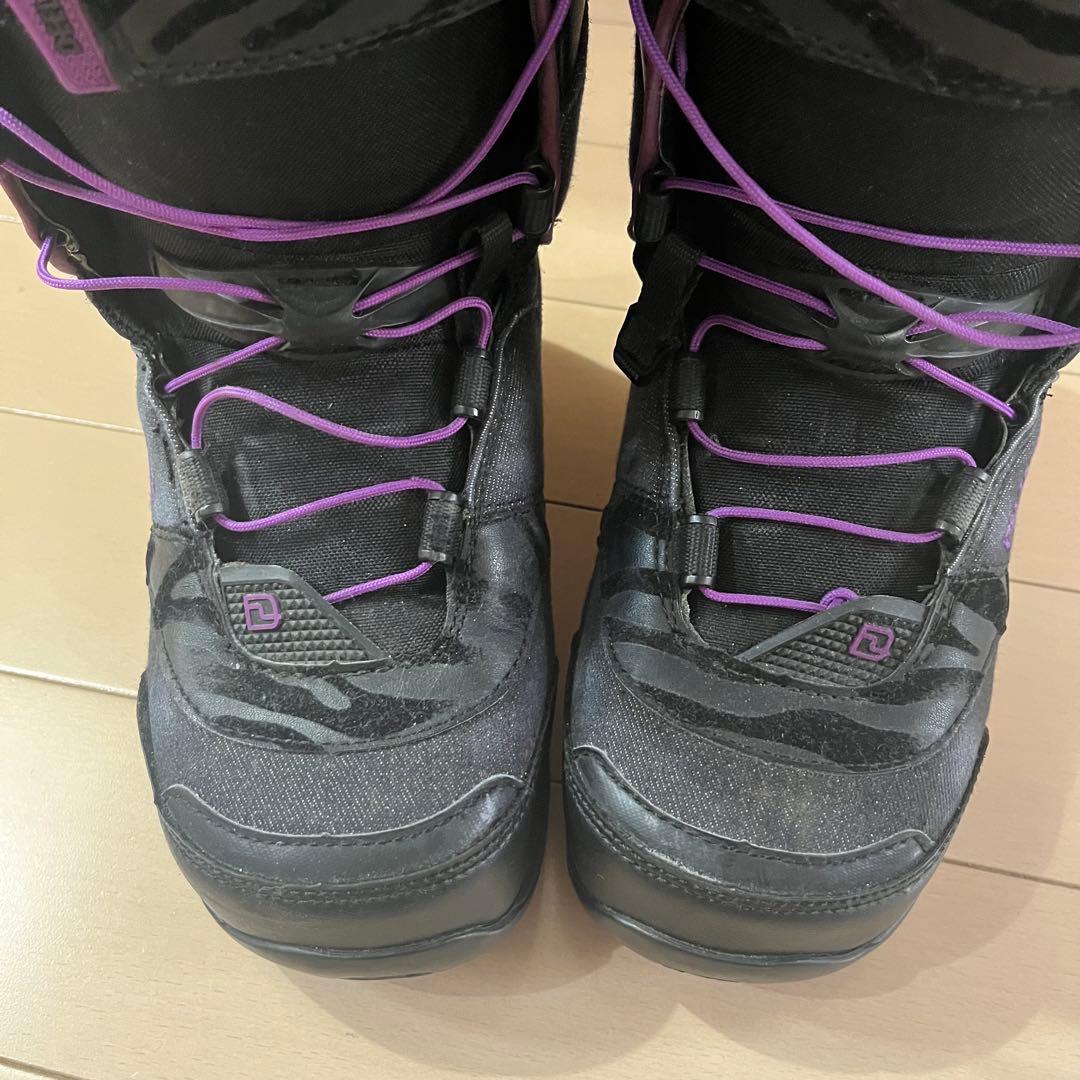 美品 DEELUXE ディーラックス スノーボードブーツ 23.5