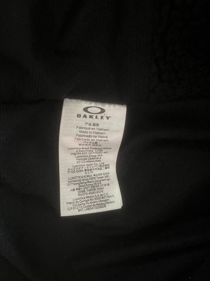 ☆美品☆ オークリー　ベンチコート　140センチ　ブラック