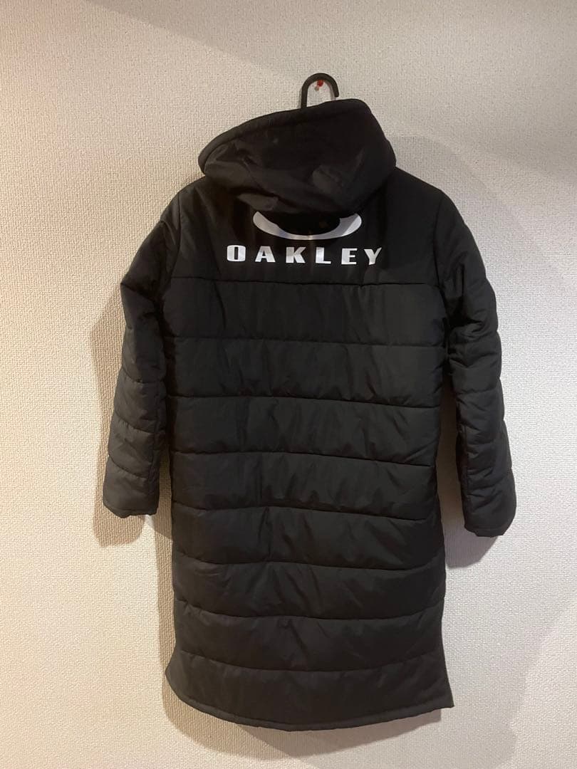 ☆美品☆ オークリー　ベンチコート　140センチ　ブラック