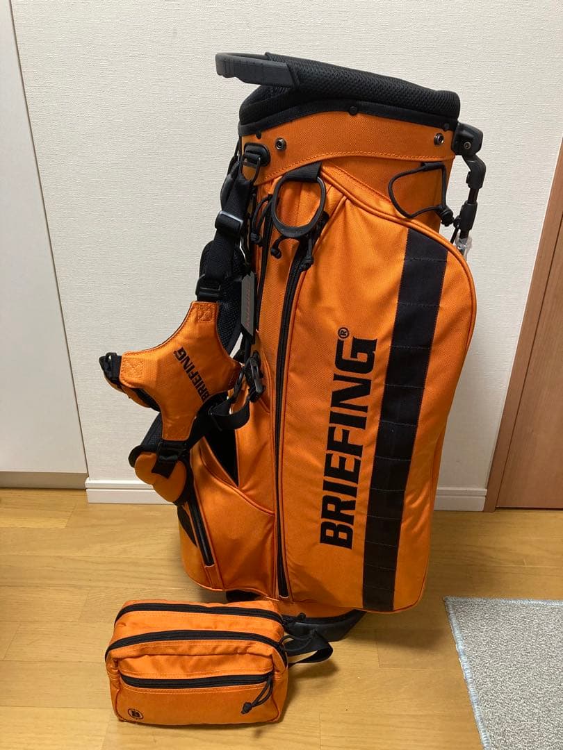希少セット　BRIEFING キャディバッグ オレンジ　ラウンドポーチセット
