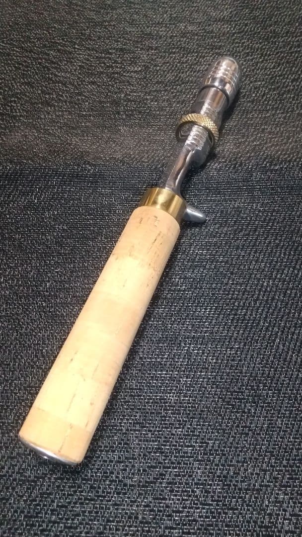 B.P Bait バスポンド ストレートグリップ