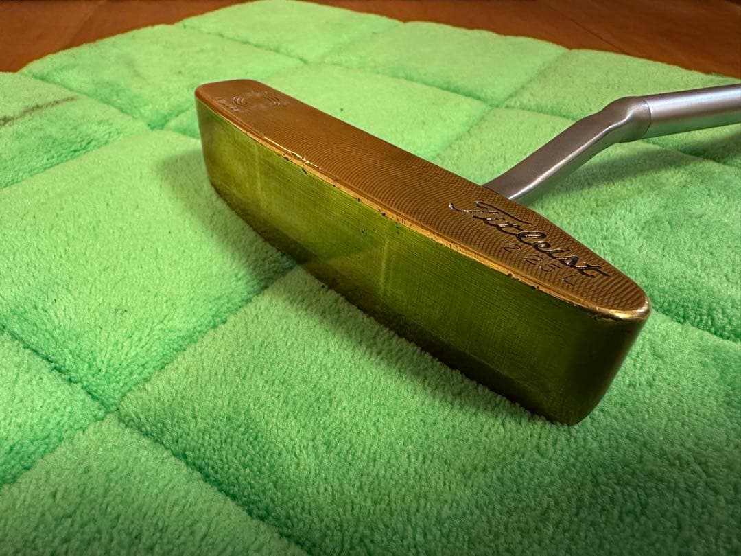 週末値下げ！美品 タイトリスト ブルズアイパター 2.25L