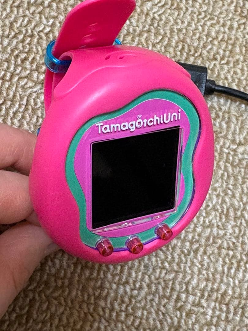 たまごっちユニ　紫色　BANDAI Tamagotchi Uni