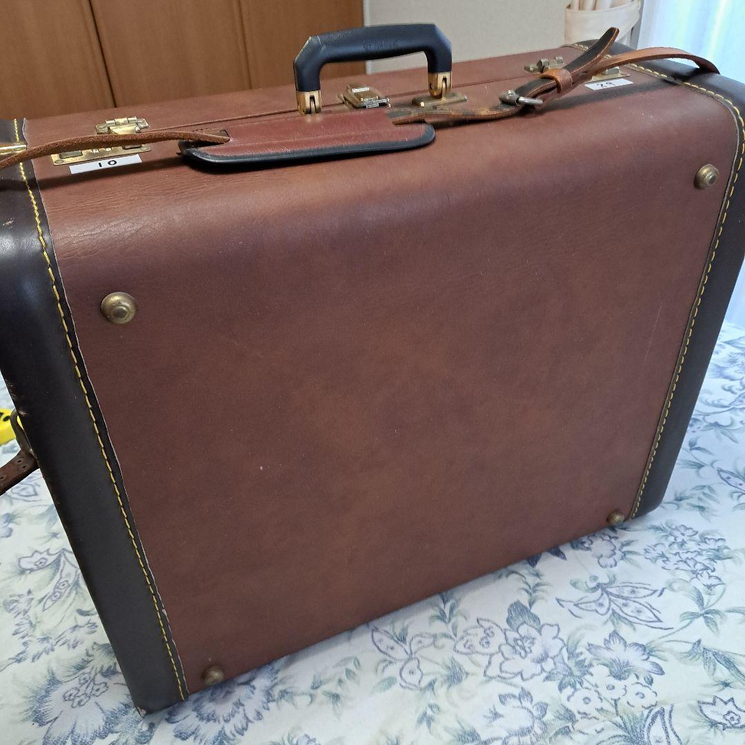 【美品】Italy製高級アコーディオンハードケース