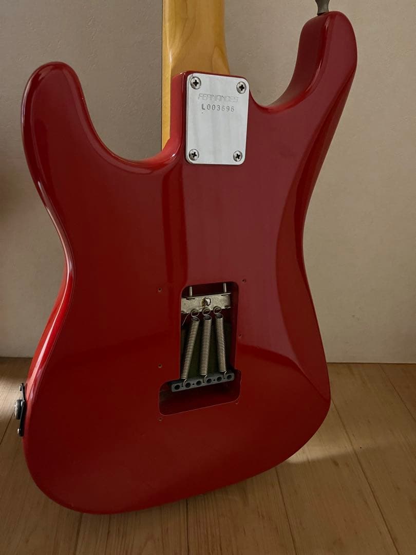 FERNANDES (フェルナンデス) ブラッドギルスモデル