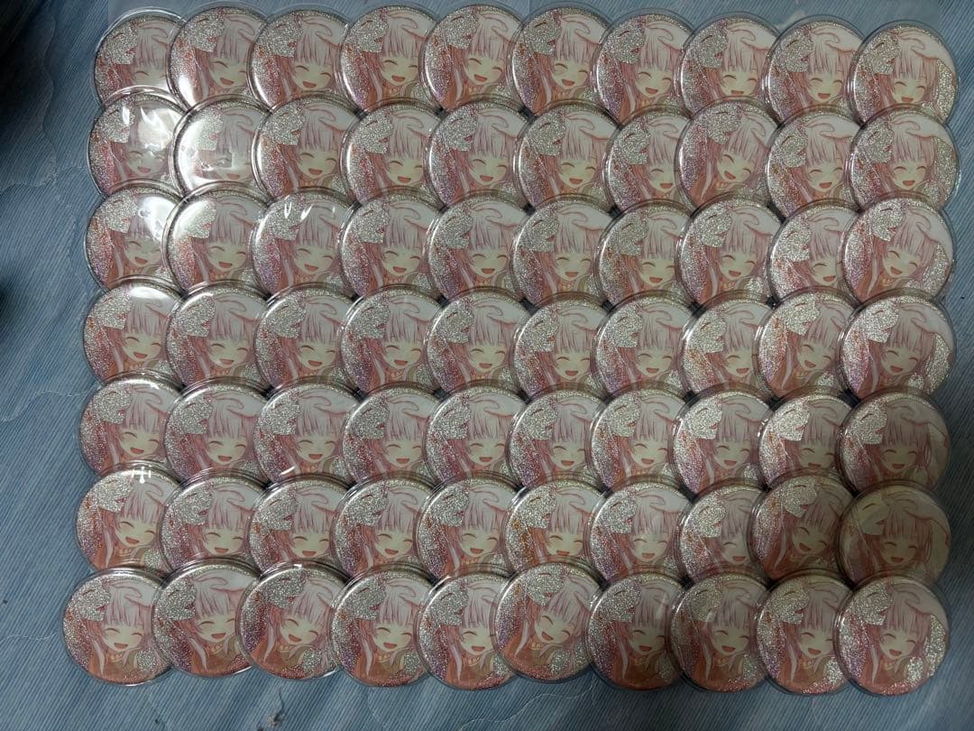 プロセカ　宵崎奏　グリッター缶バッジ　37B 70個セット