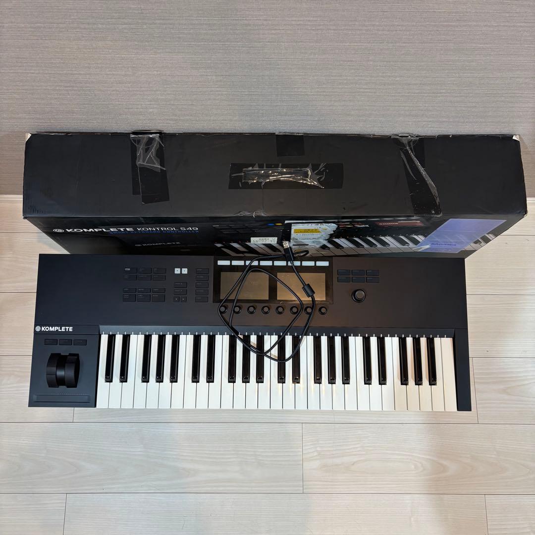 KOMPLETE KONTROL S49 MK2 ライセンス有