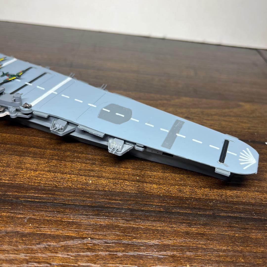 1/700 日本海軍　大鳳型・改大鳳型航空母艦　大鳳・白龍　2隻セット