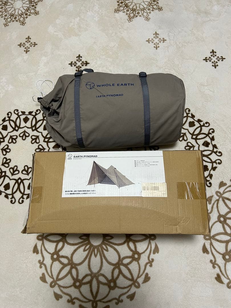 Whole Earth Earth Pynomad テント