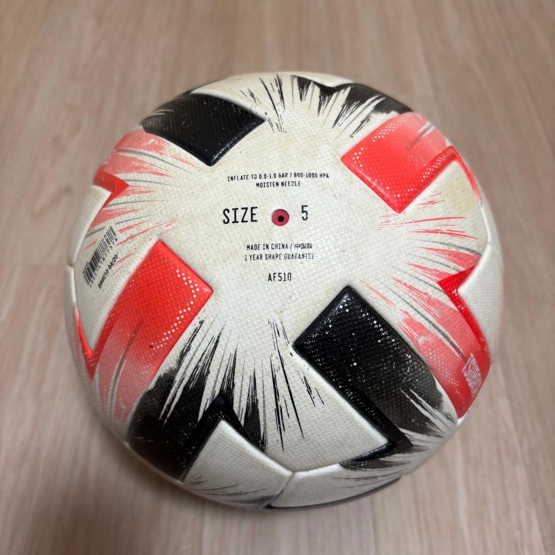 サッカーボール　ツバサ　公式球