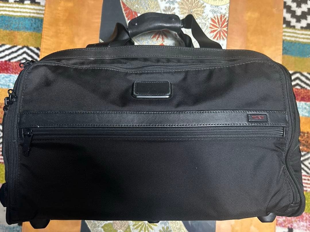 TUMIのゴルフ用のバック