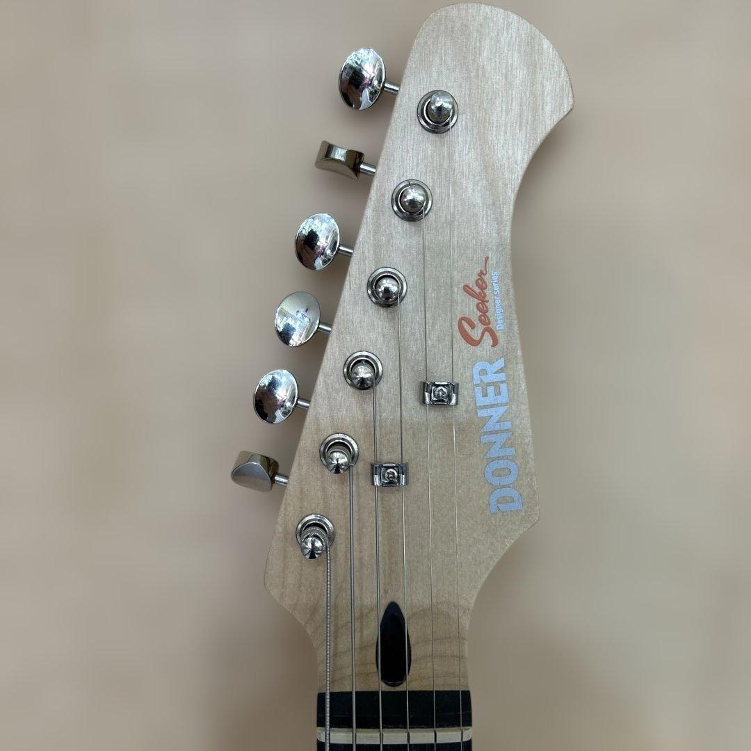 DONNER アーム付き　エレキギター