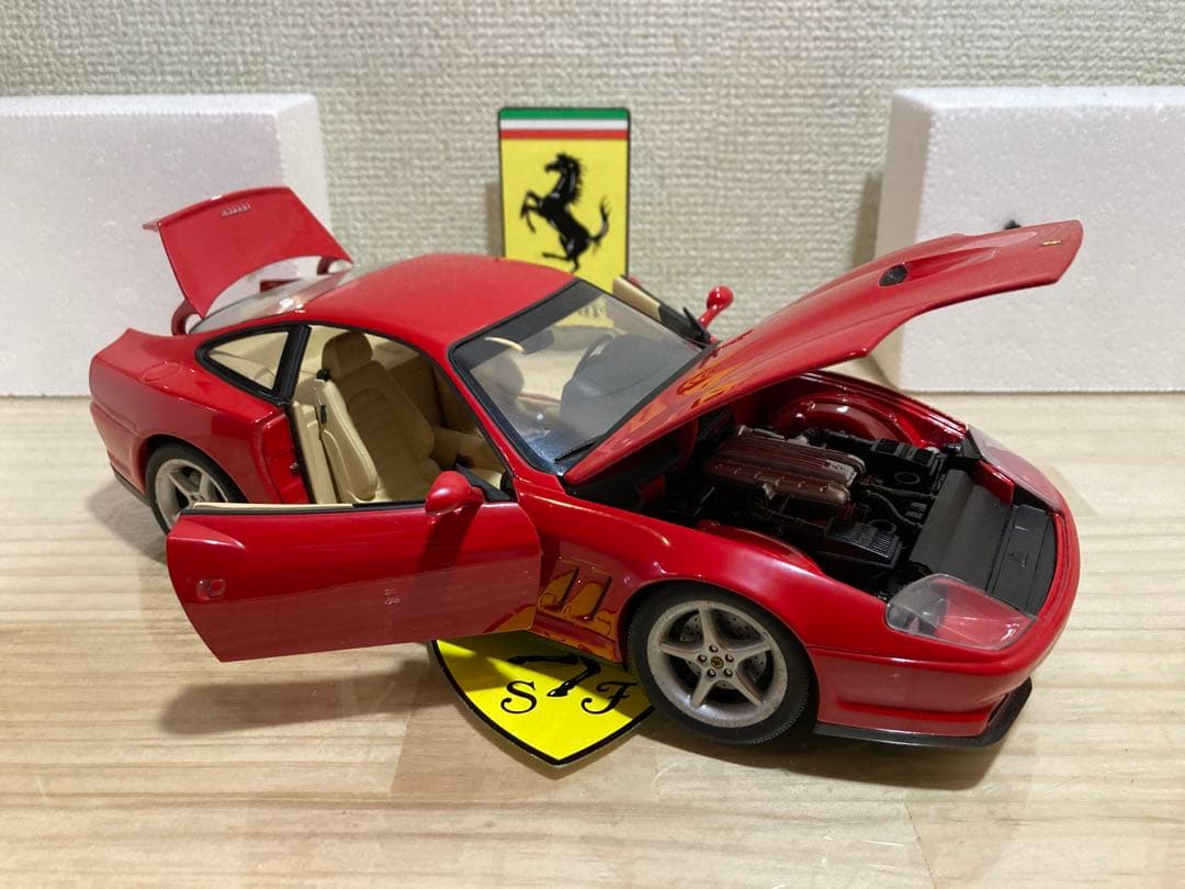 ミニカー Ferrari 550 Maranello 1:18