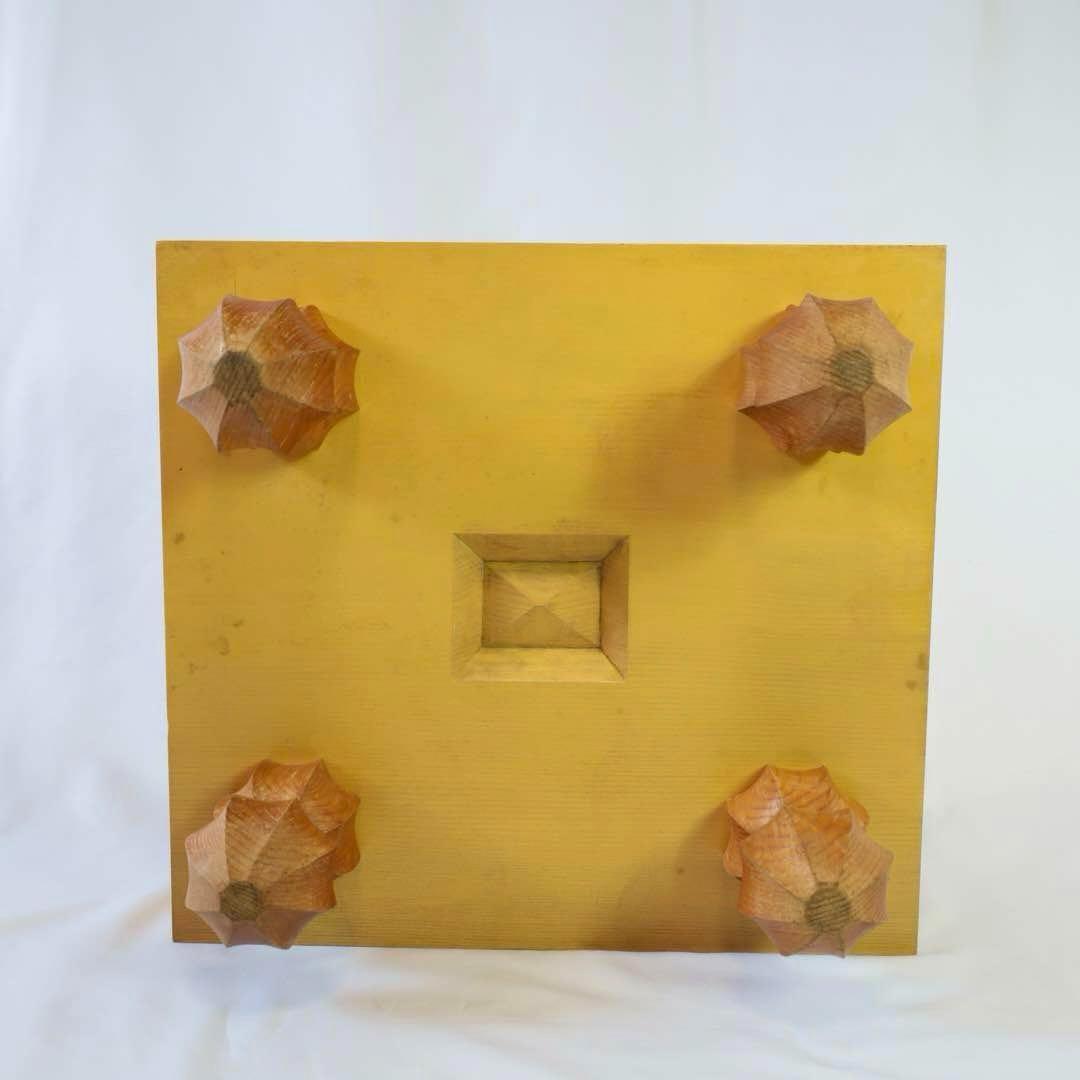 【希少・美品】新榧木使用 囲碁盤　ヘソ　足付き　榧木