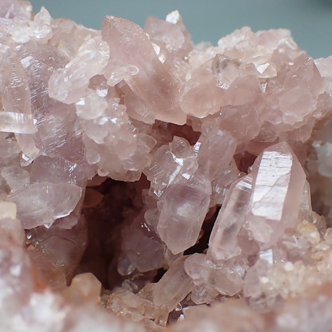 【アルゼンチン/パタゴニア/choique鉱山】ピンクアメジスト