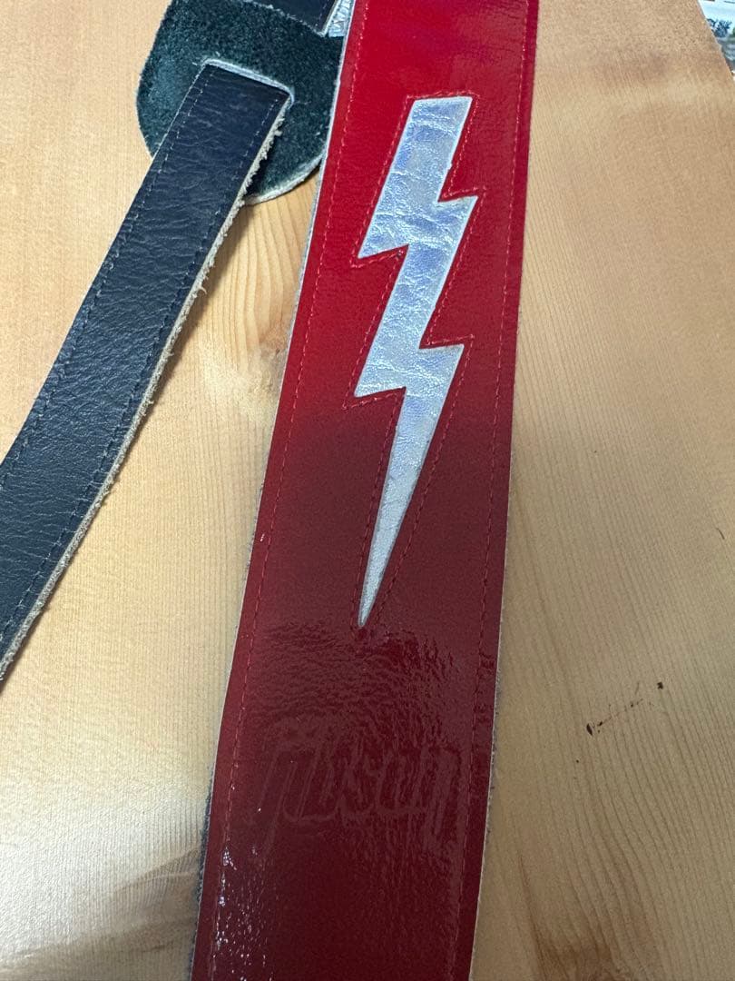 Gibson レザーストラップ 稲妻デザイン