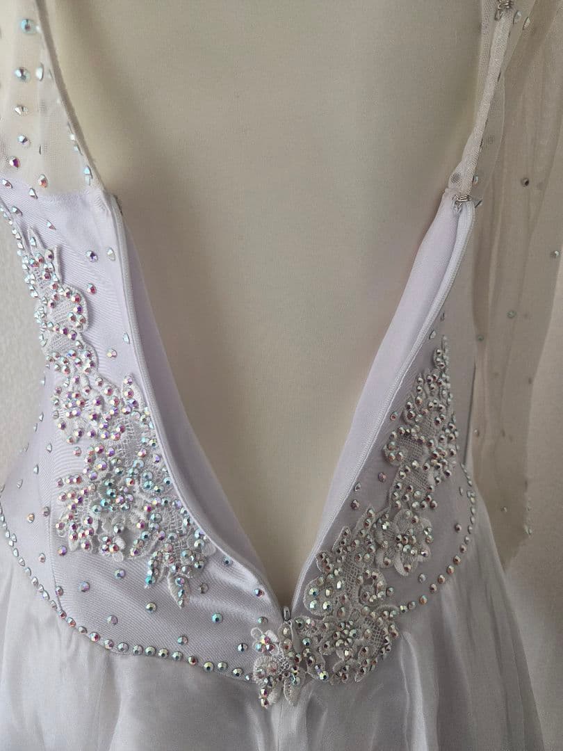 ラテンドレス 社交ダンス ホワイト スワロフスキー