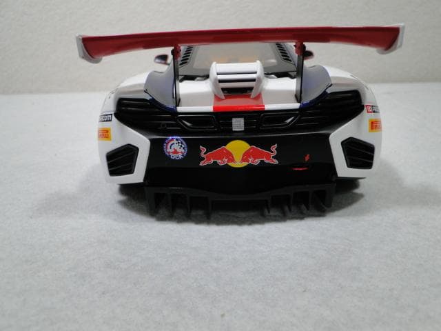 オートアート　1/18　マクラーレン12C-GT3　FIA-GT　アンテナ欠品