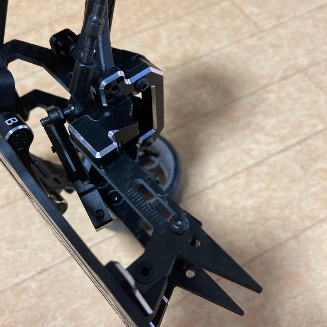 ヨコモシャーシ　未使用品