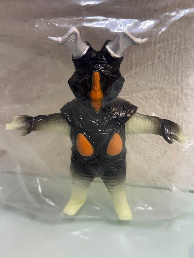 ゼットン　蓄光　MAX TOY　マックストイ　アークティーズ限定　円谷プロ