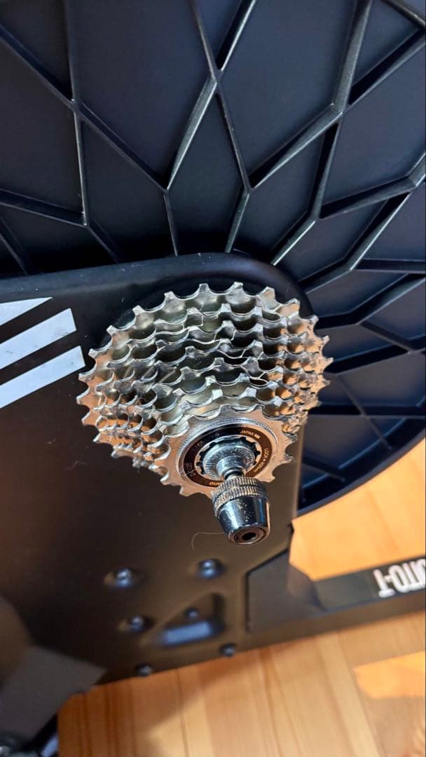 ELITE SUITO-T トレーニングローラー台※値下げしました✨